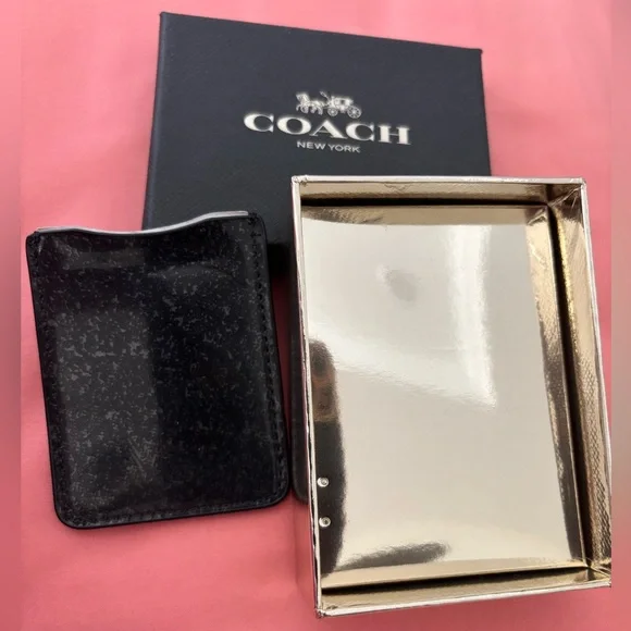 LIMITED EDITION 
Coach Black Women’s Accessory Card Case - Picture 5 of 5
